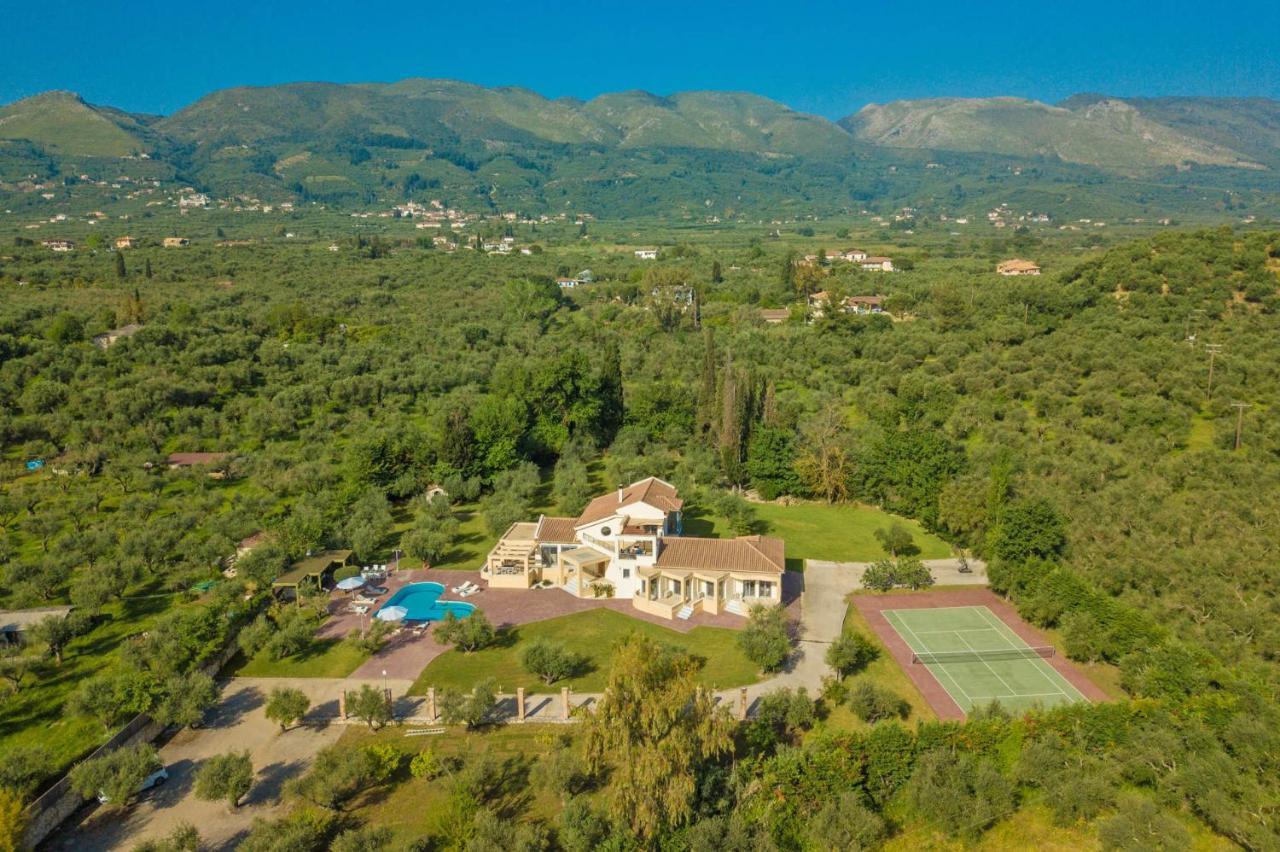 Astarte Villas - Istar Villa With Tennis Court Makhairádhon Dış mekan fotoğraf
