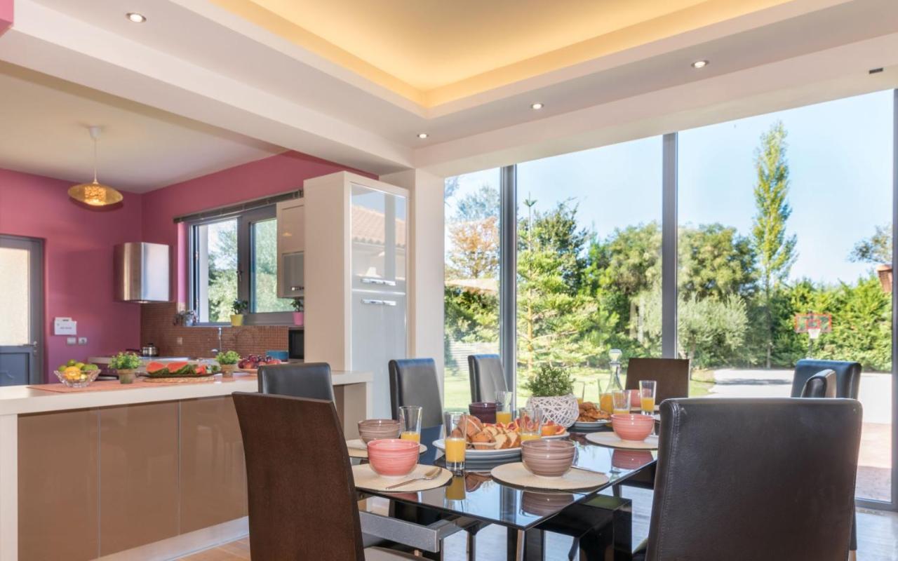 Astarte Villas - Istar Villa With Tennis Court Makhairádhon Dış mekan fotoğraf