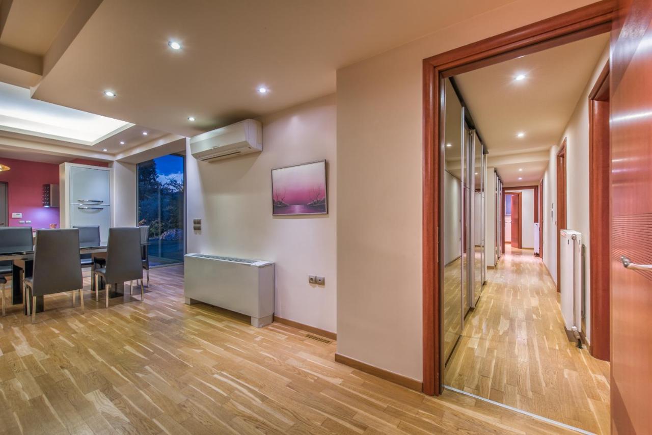 Astarte Villas - Istar Villa With Tennis Court Makhairádhon Dış mekan fotoğraf
