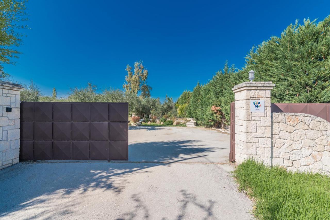 Astarte Villas - Istar Villa With Tennis Court Makhairádhon Dış mekan fotoğraf