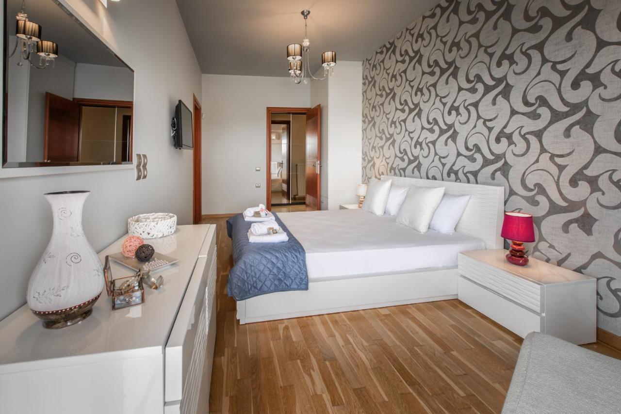 Astarte Villas - Istar Villa With Tennis Court Makhairádhon Dış mekan fotoğraf
